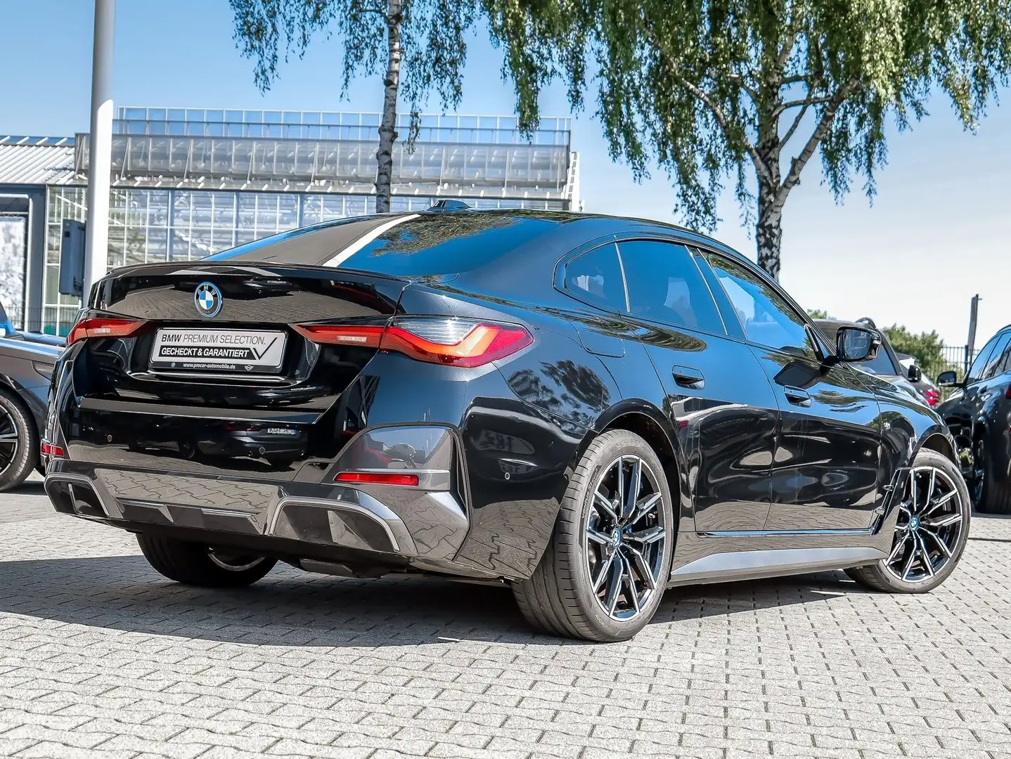 BMW i4 eDrive35 Gran Coupé M Sport HUD ACC RFK NAVI Schwarz - 2
