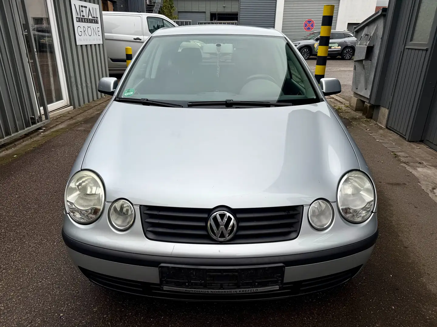 Volkswagen Polo 1.4 TÜV 04/2027 Comfortline Klima Sitzheizung Grau - 2