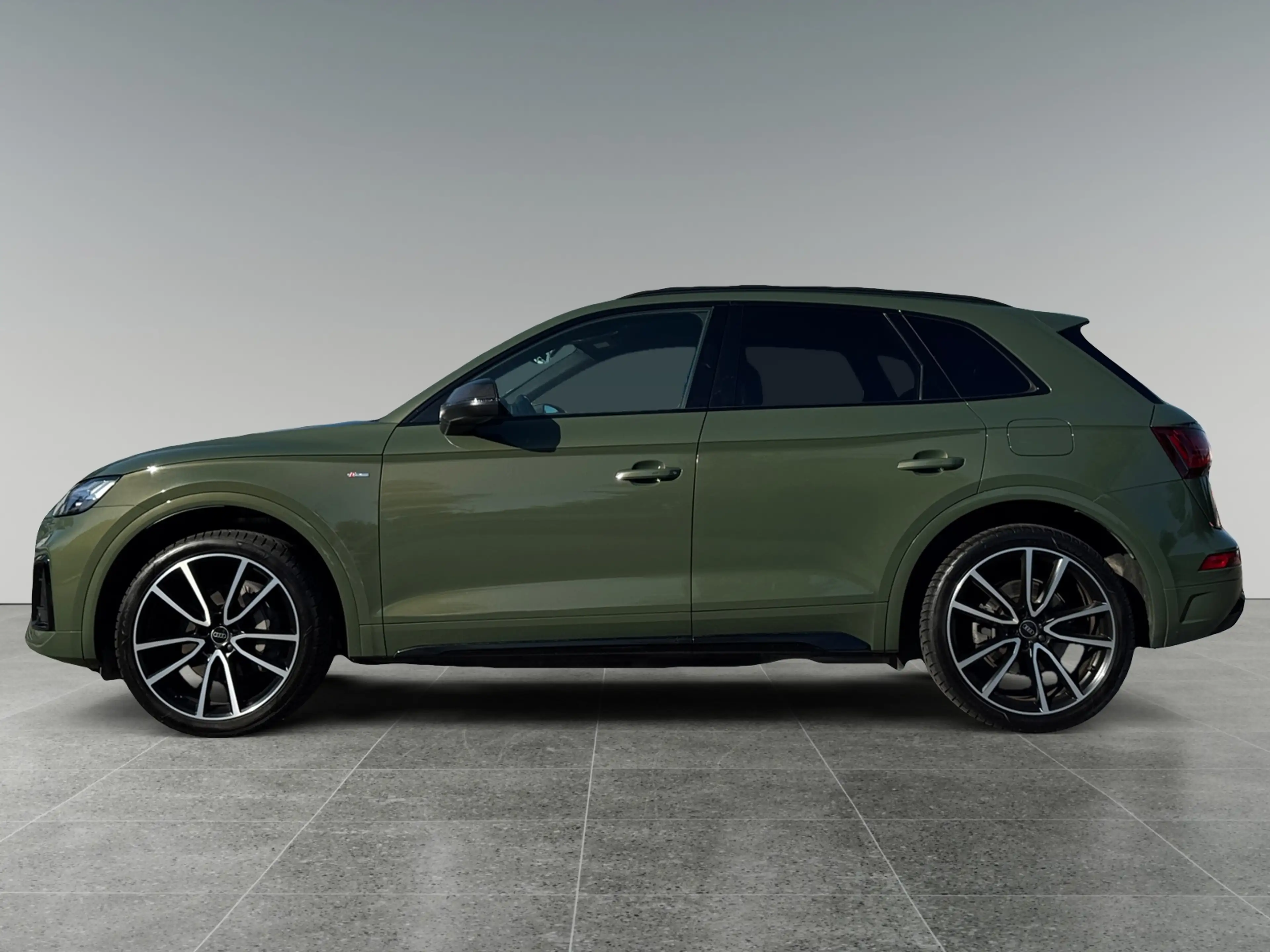 Audi Q5 50 299pk TFSI e S edition Competition Parkeerhulp — photo 2