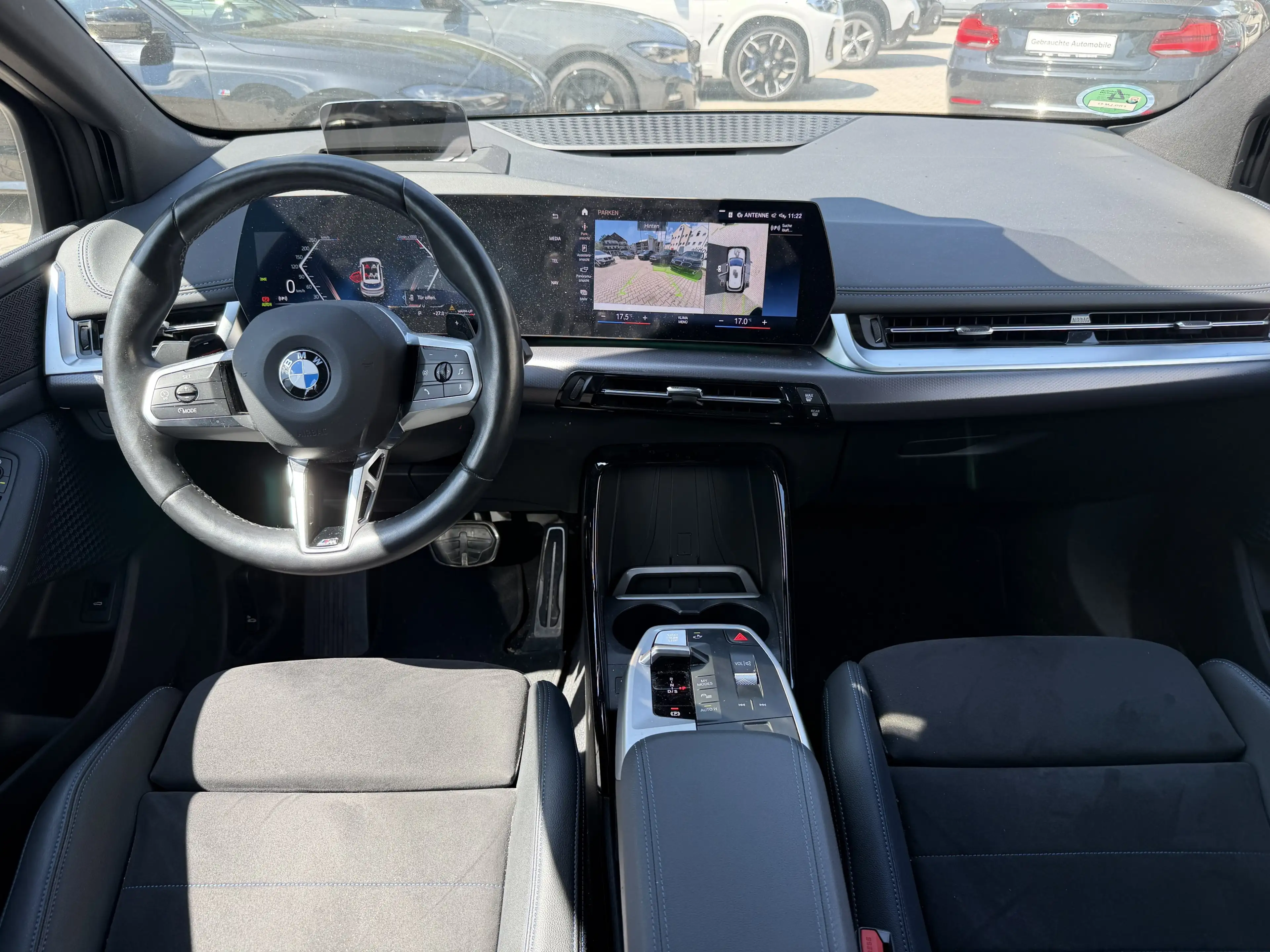BMW 223 i xDrive Active Tourer — photo 4