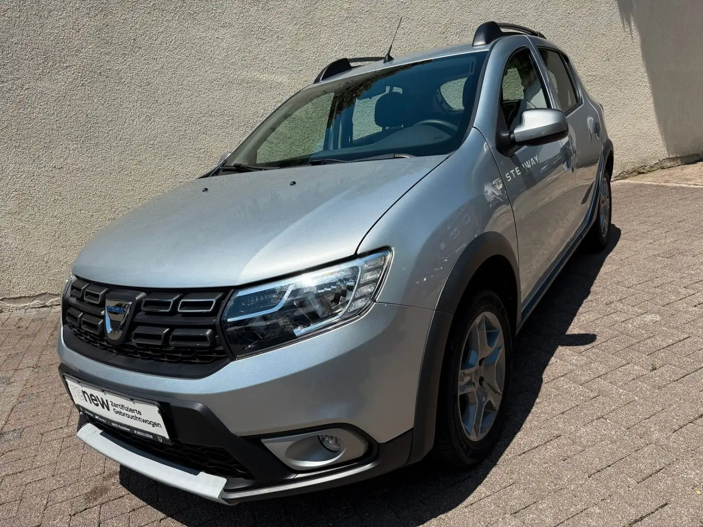 Dacia Sandero TCe 90 Stepway Prestige *STANDHEIZUNG* Grijs - 1
