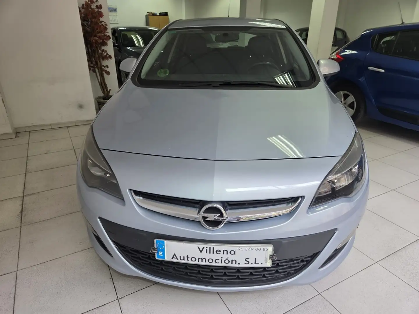 Opel Astra 1.6CDTi S/S Selective 110 Argent - 2