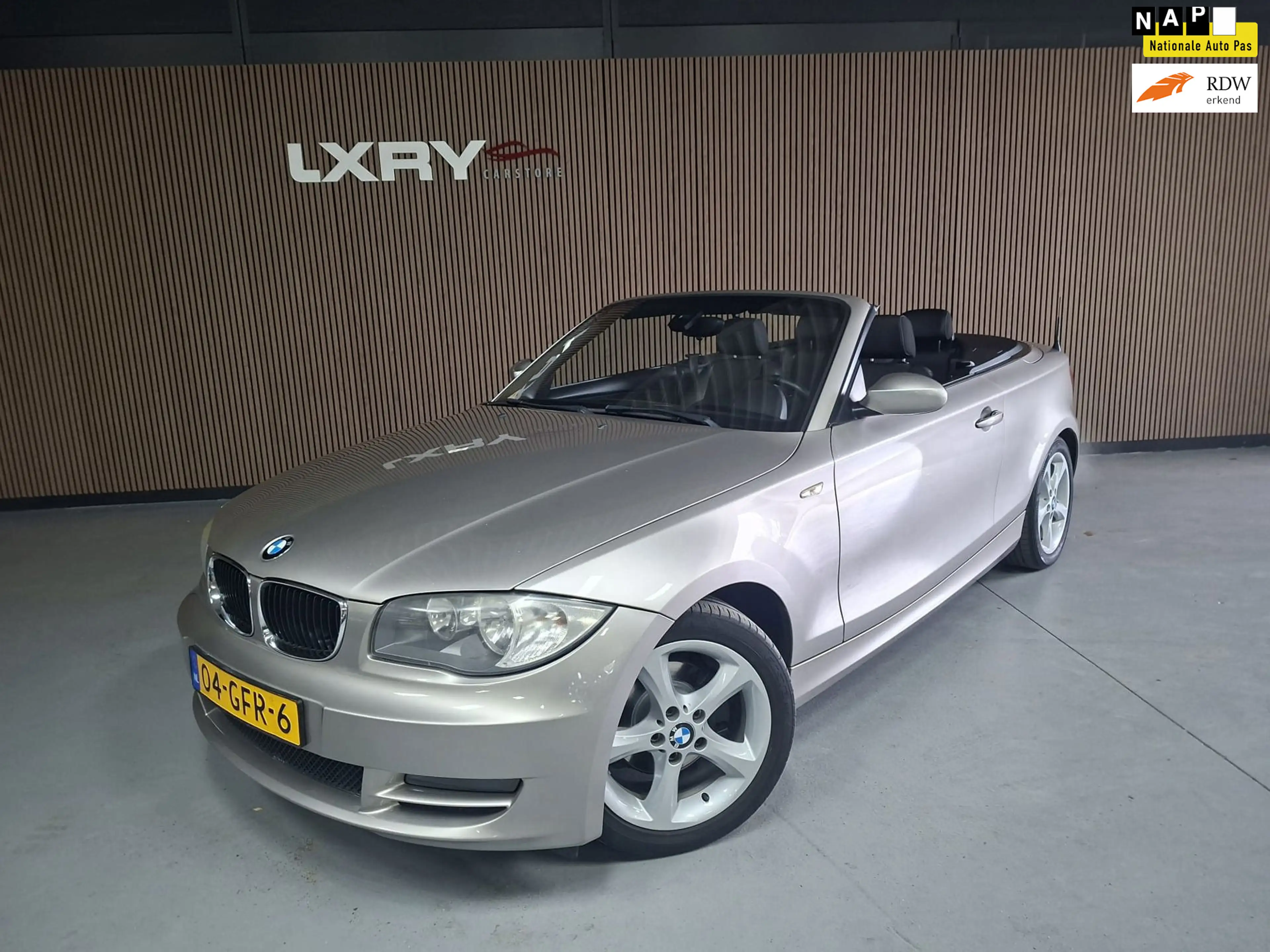 BMW 118 1-serie Cabrio 118i High Executive | Clima | Cruis