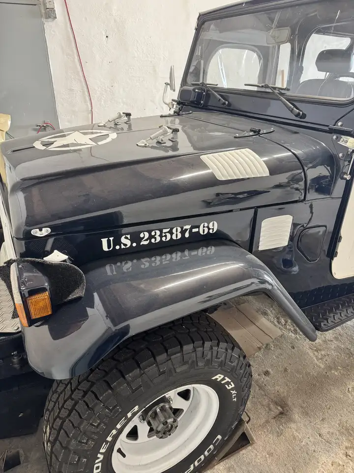 Toyota FJ40