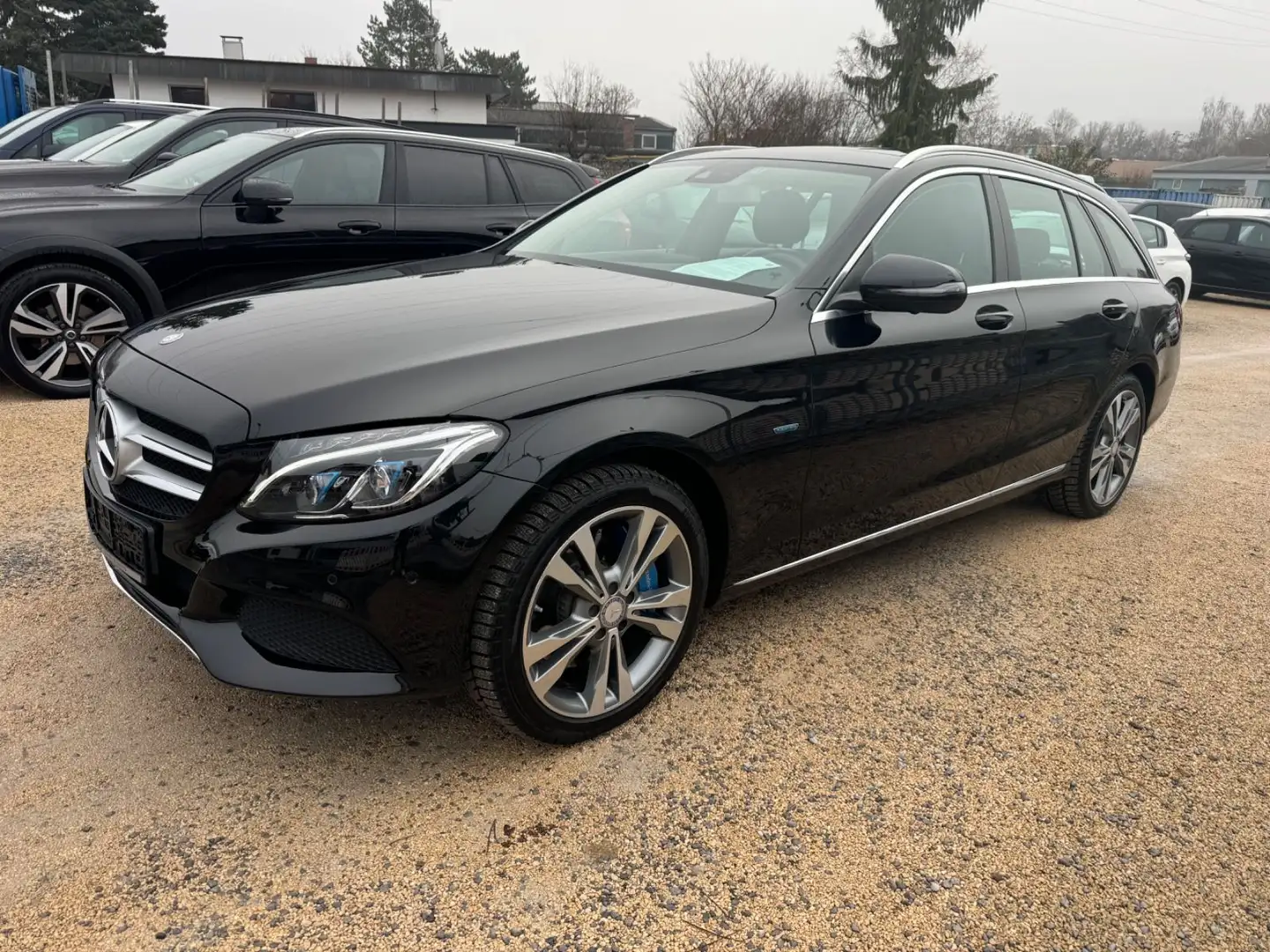 Mercedes-Benz C 350 T-Modell C 350T e,Panor.Kamera 360° LED Noir - 1