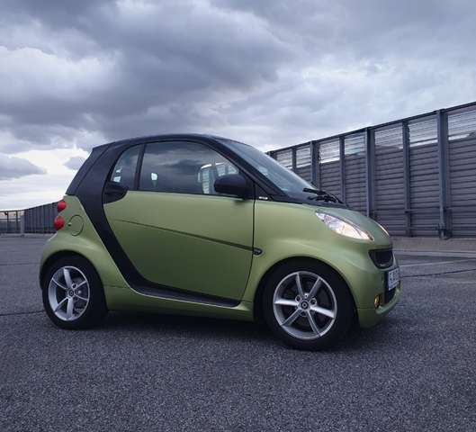 Imagine smart forTwo cabrio softouch pulse micro hybrid drive