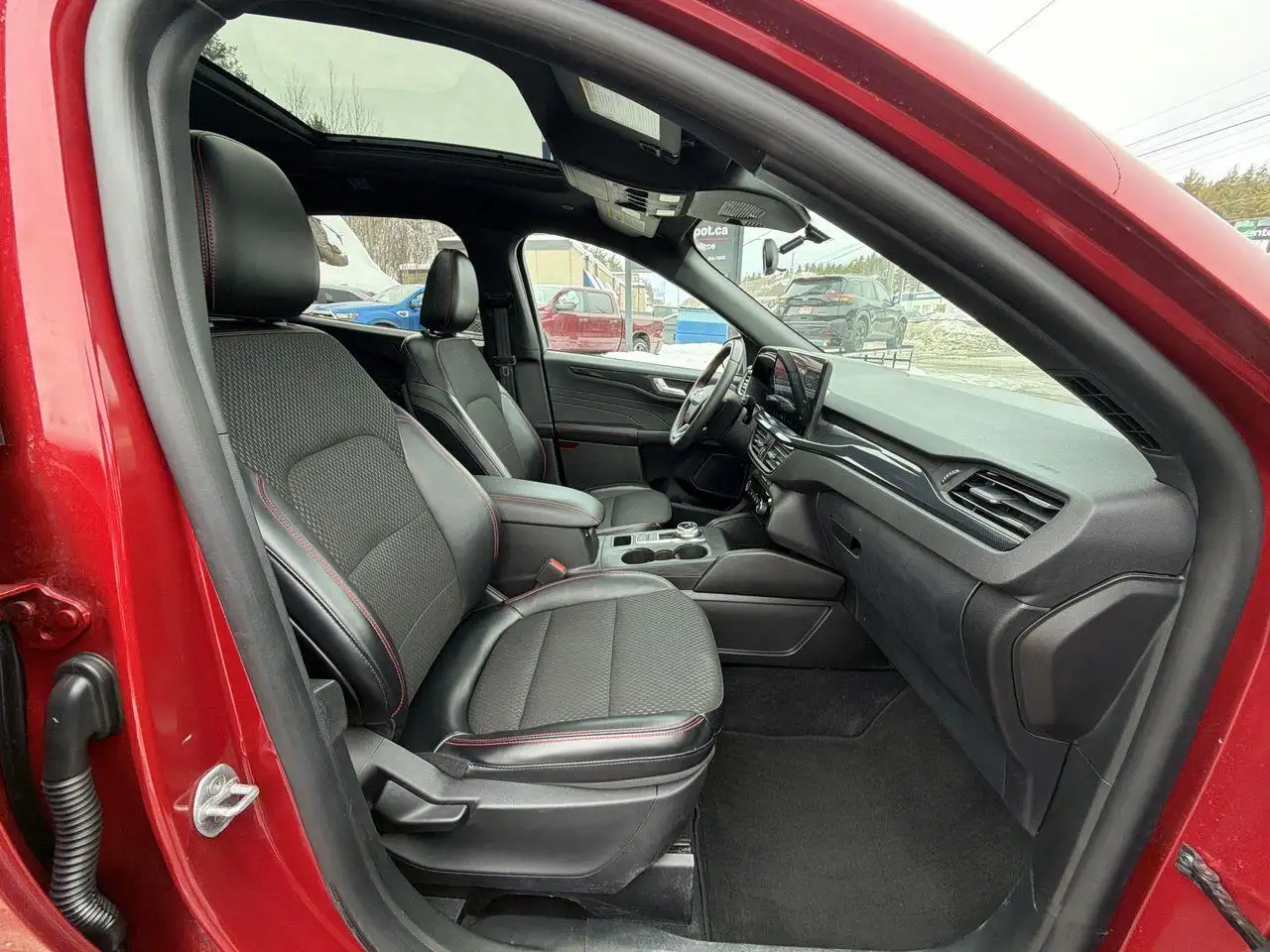Ford Escape снимка Ford Escape