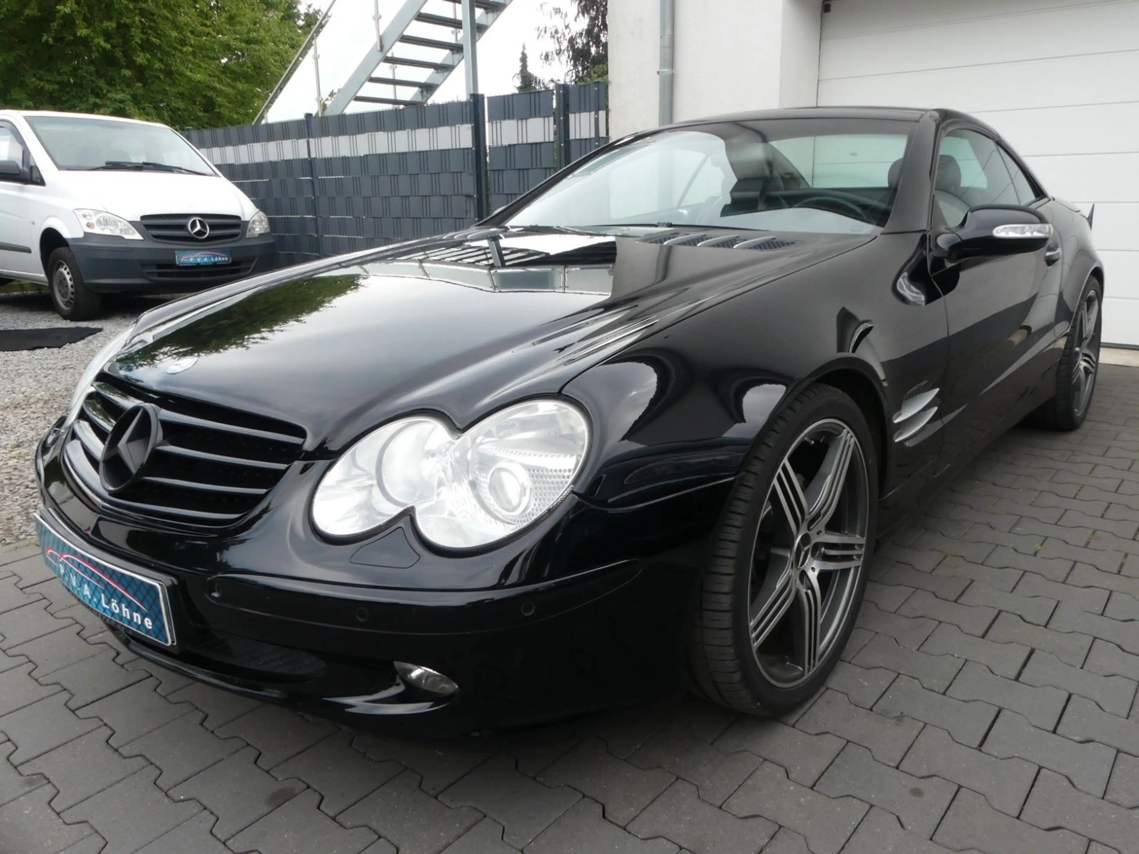 Mercedes-Benz SL 350 Comand | Bi-Xenon | Leder | Pano | 19"Alu — photo 4