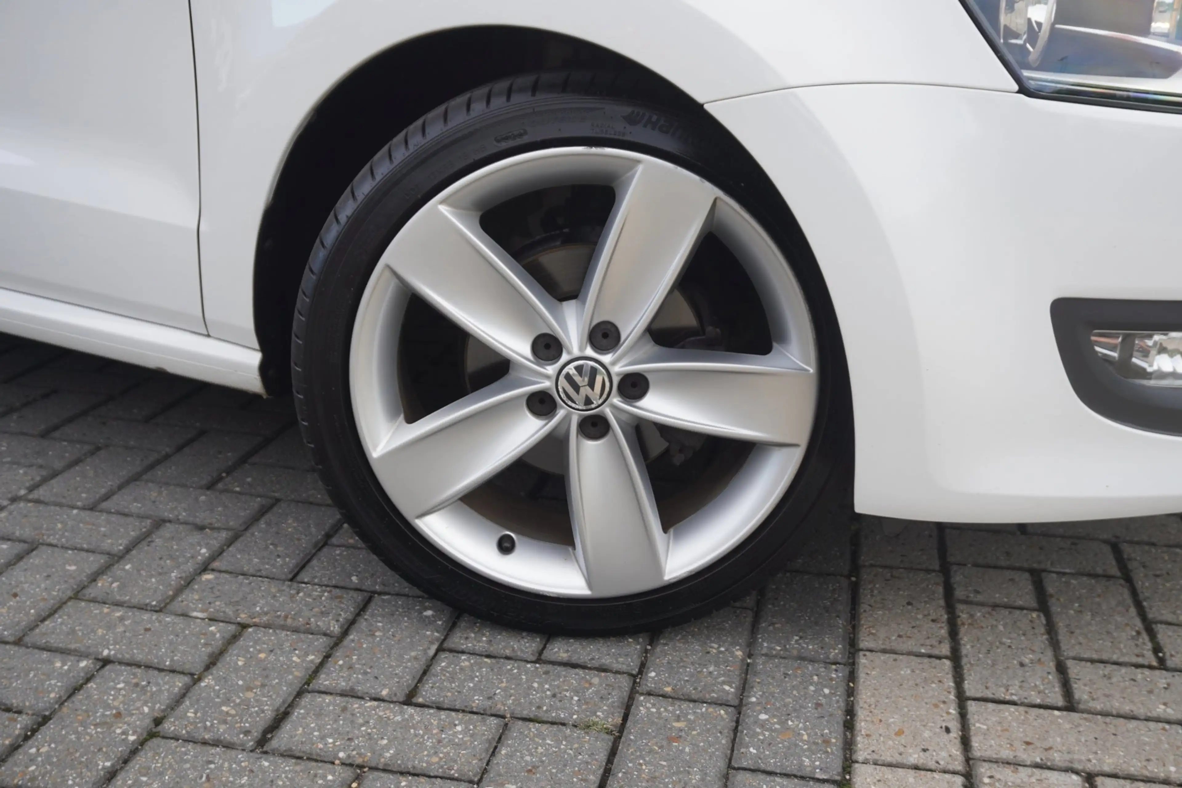 Volkswagen Polo 1.4-16V Highline / 1e eigenaar / Climate control / — photo 2
