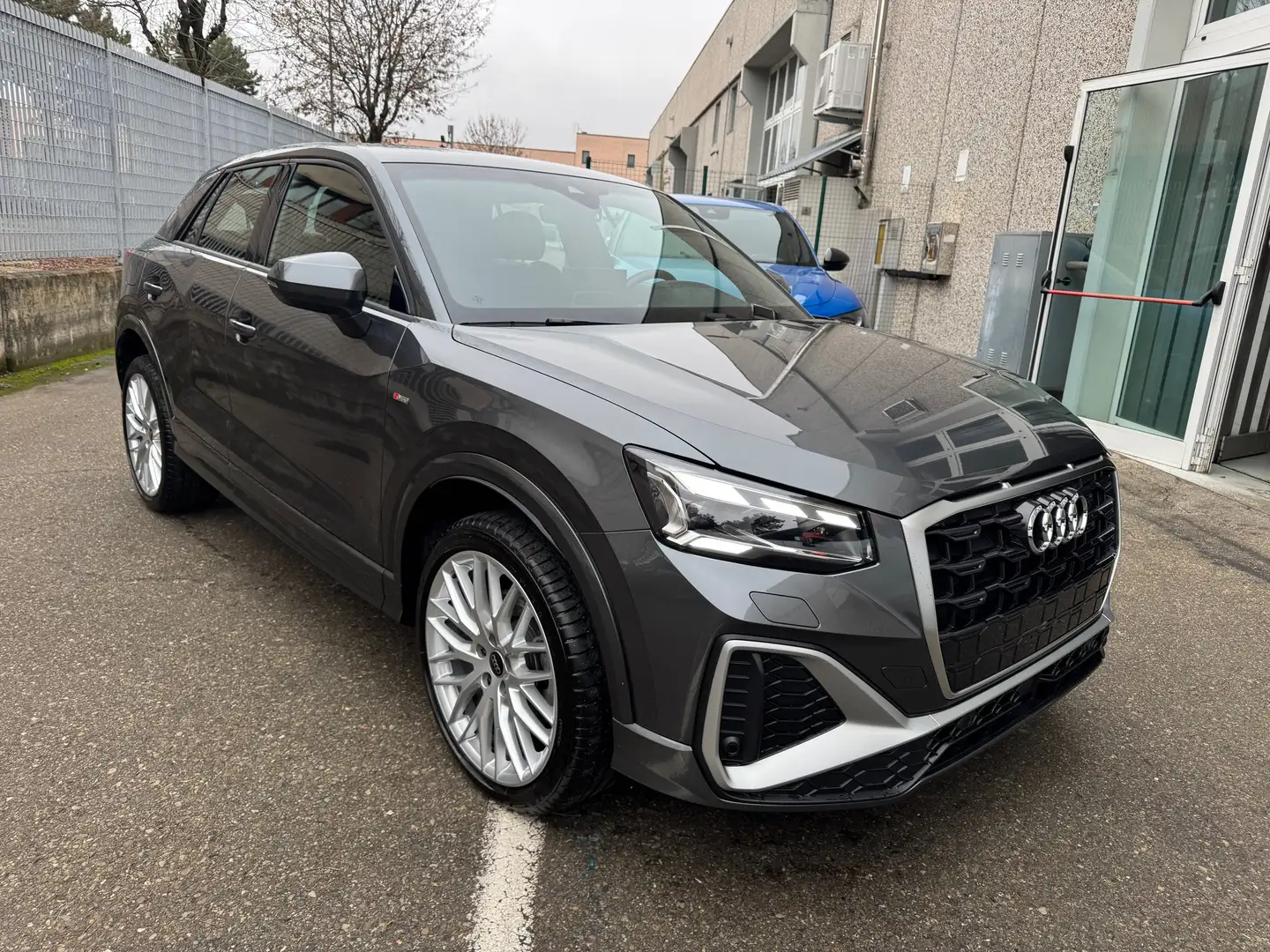 Audi Q2 35 2.0 tdi S Line Edition S-Tronic Navi+ Retr. Grigio - 2