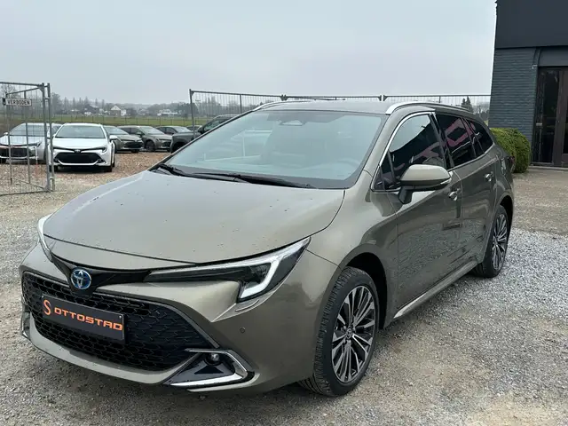 Toyota Corolla TS 1.8 Hybrid Style