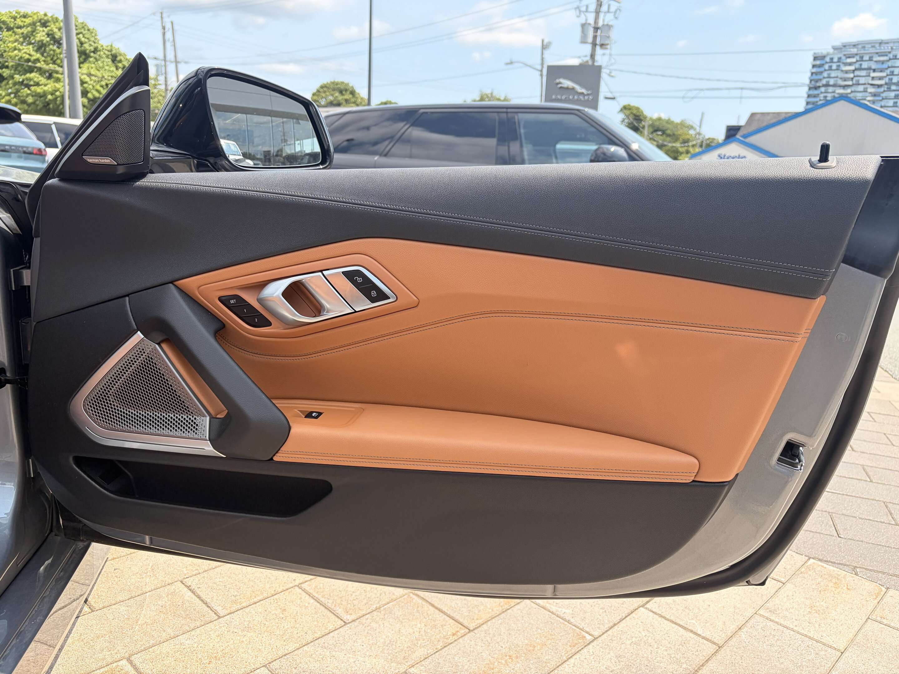 2024 BMW Z4 sDrive30i thumb 36