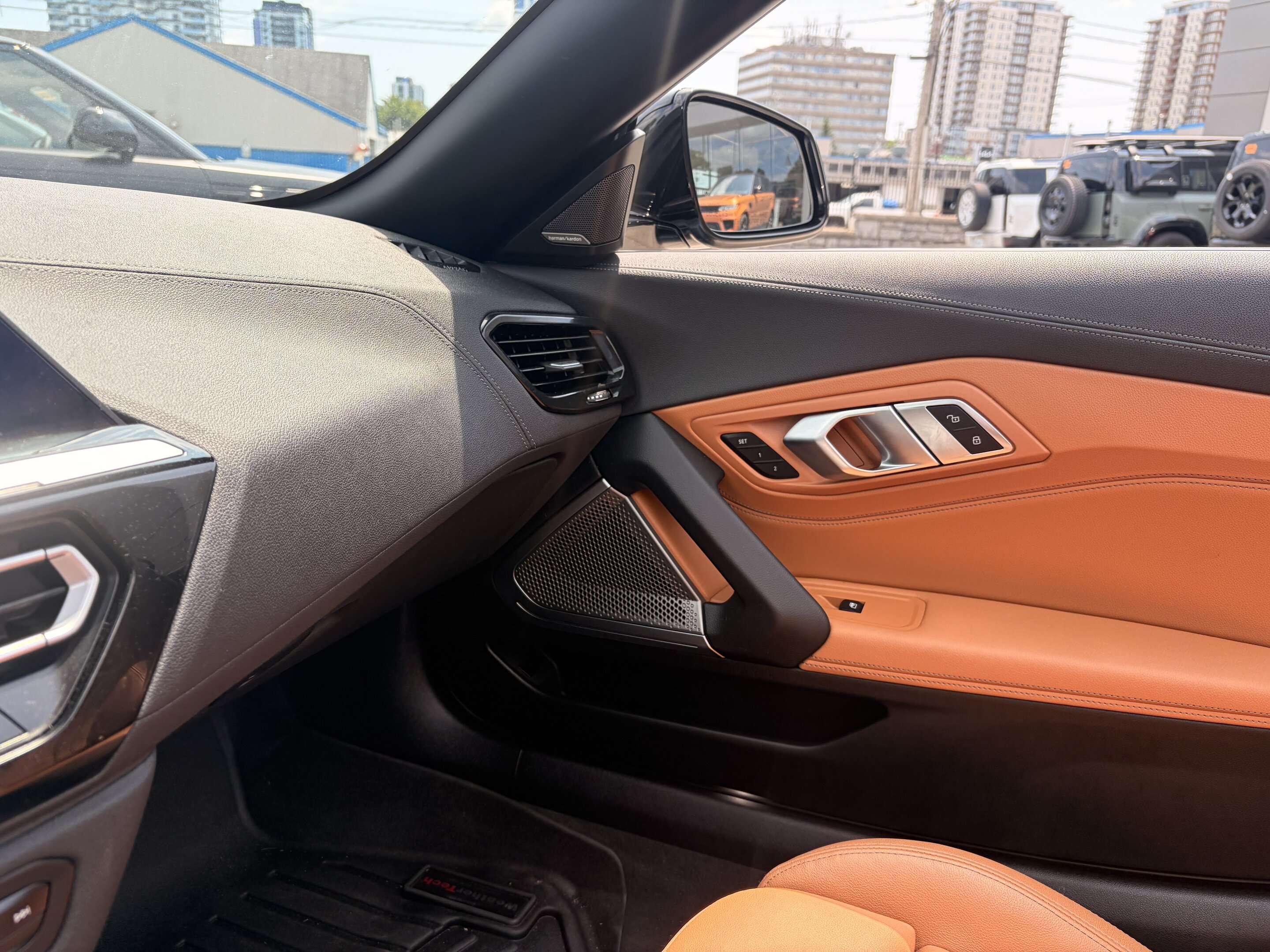 2024 BMW Z4 sDrive30i thumb 24