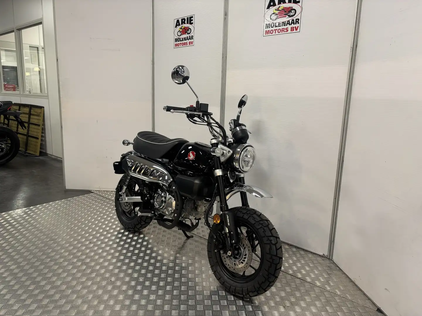 Honda Monkey 125 ABS Zwart - 2