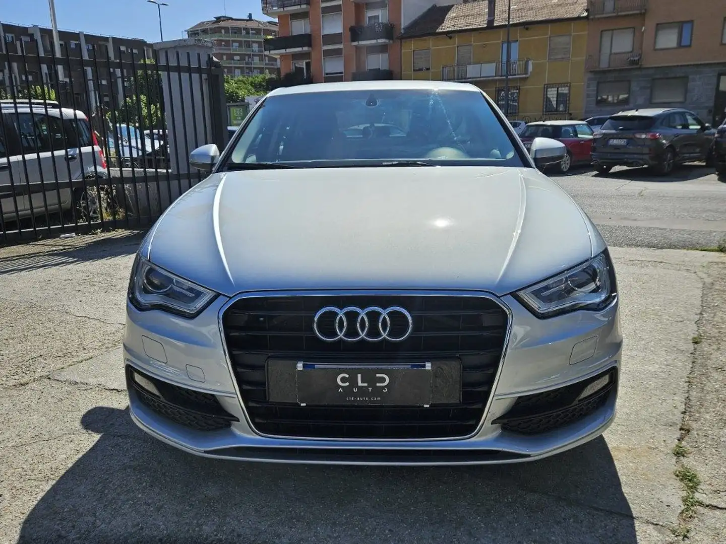 Audi A3 SPB 2.0 TDI Grigio - 2