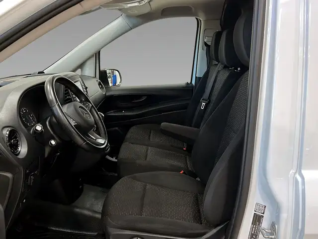 Mercedes-Benz Vito view 10