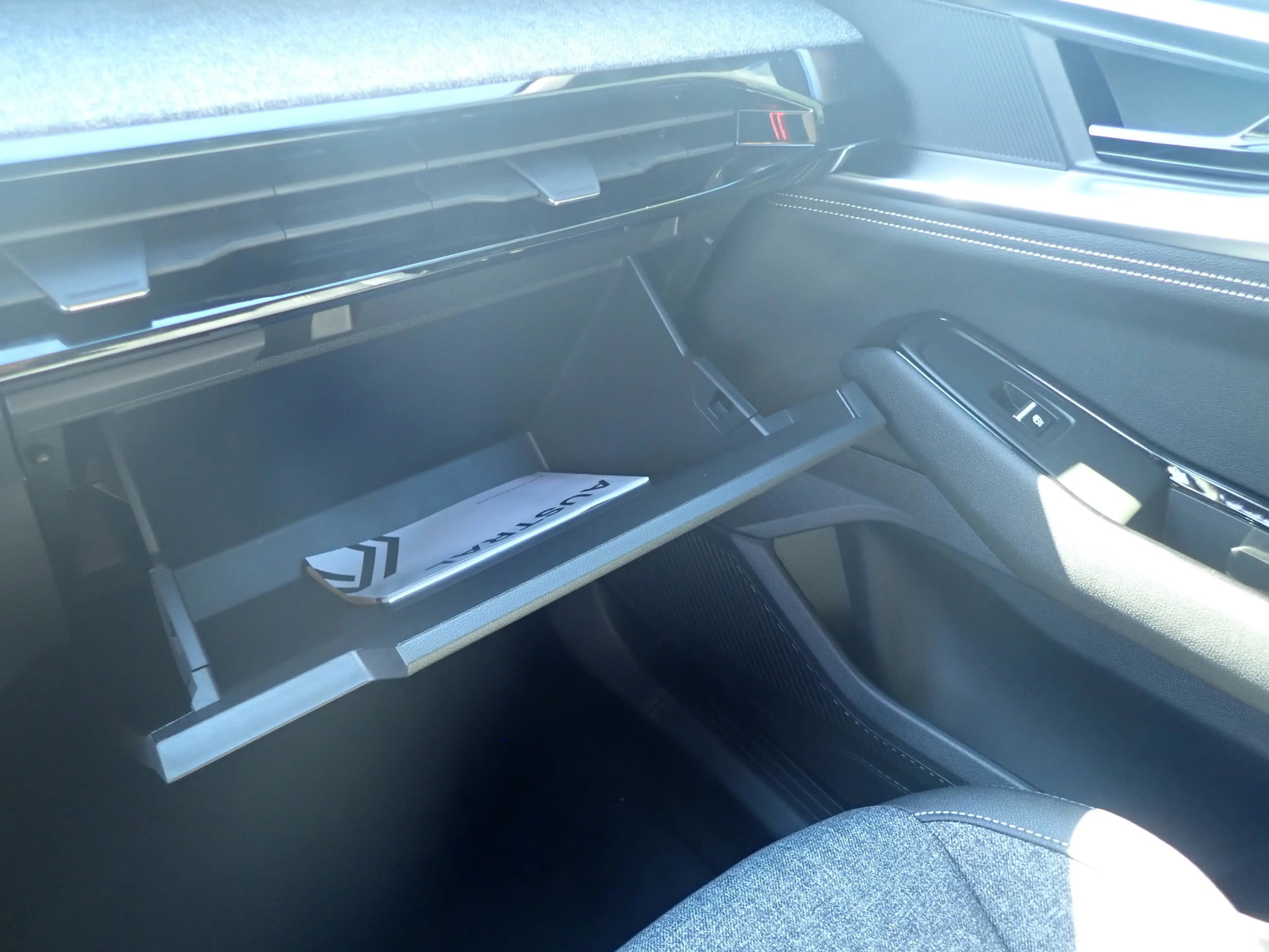 Renault Austral Techno Mild Hybrid 150 Automatik — photo 14