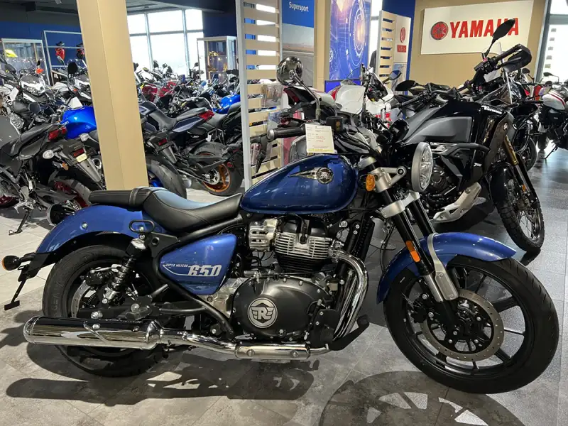 Royal Enfield Super Meteor 650