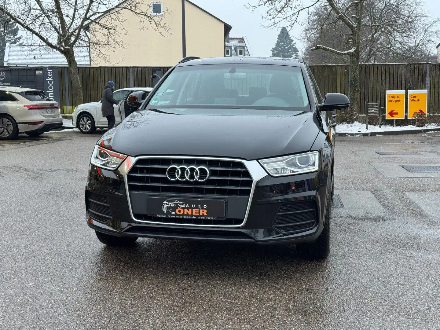 Audi Q3 basis 35 TFSI *AHK*LED Schwarz - 2
