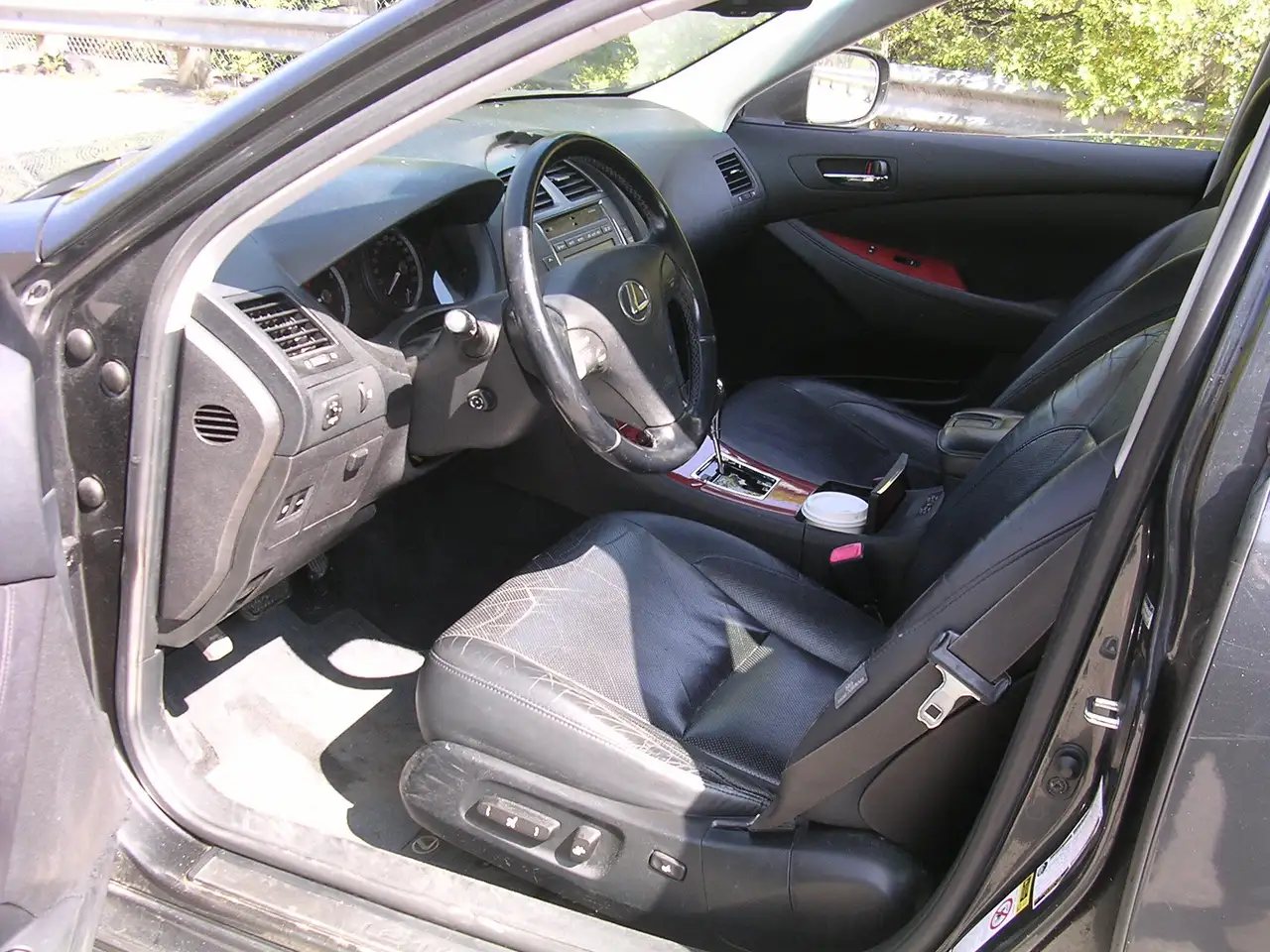 Lexus ES снимка Lexus ES