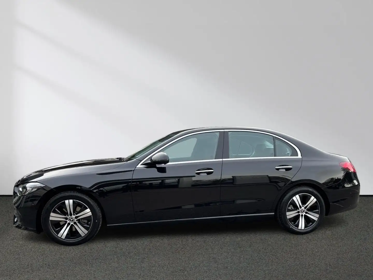 Mercedes-Benz C 180 Limousine Avantgarde Keyless-Go Kamera LED Zwart - 2