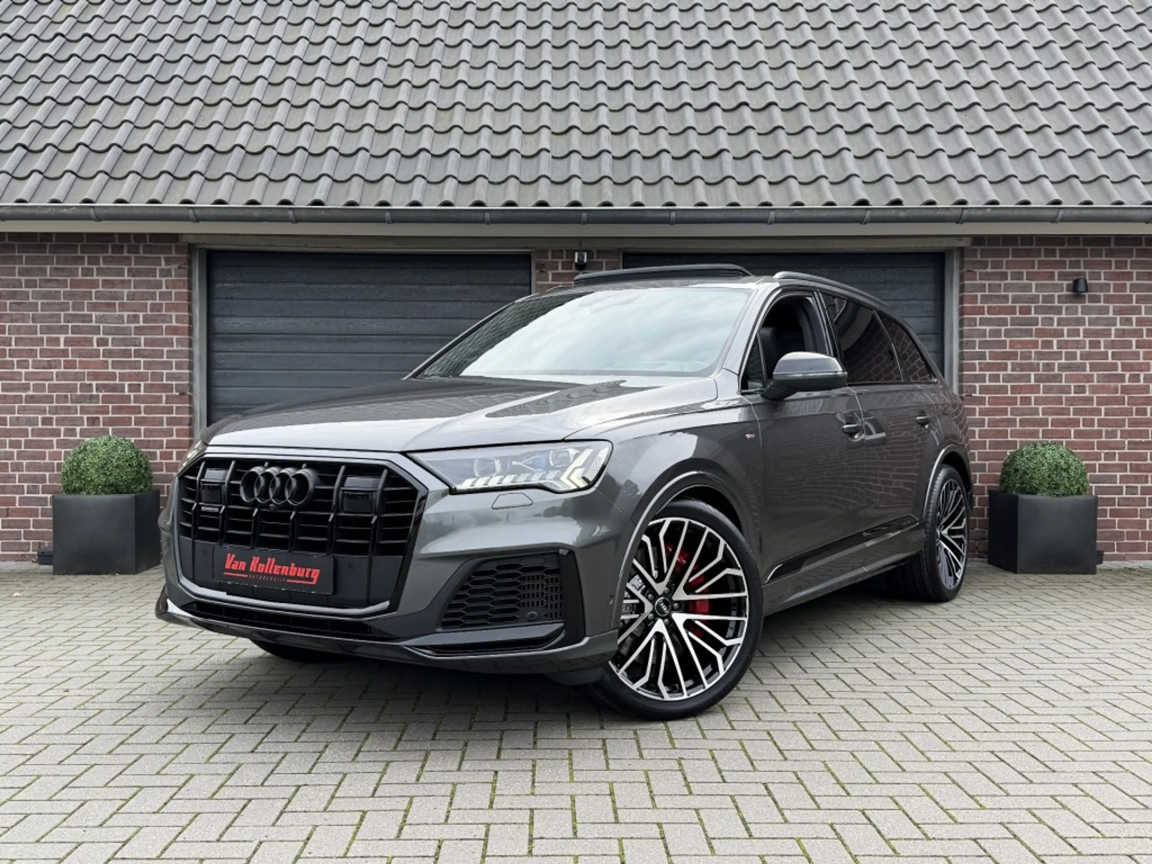 Audi Q7 60 TFSI-E 492PK QUATTRO COMPETITION S LINE PANO 36