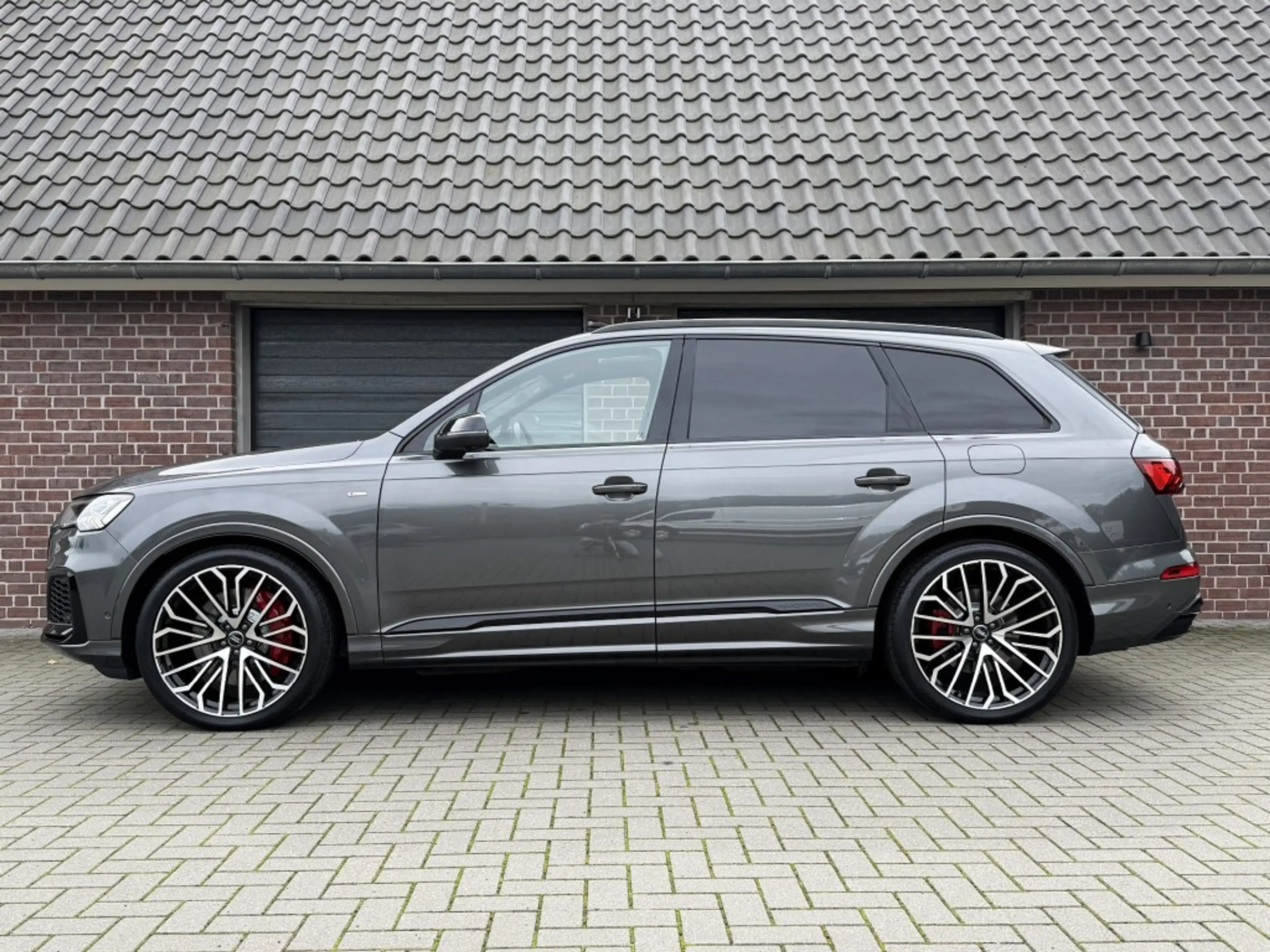 Audi Q7 60 TFSI-E 492PK QUATTRO COMPETITION S LINE PANO 36 — photo 8