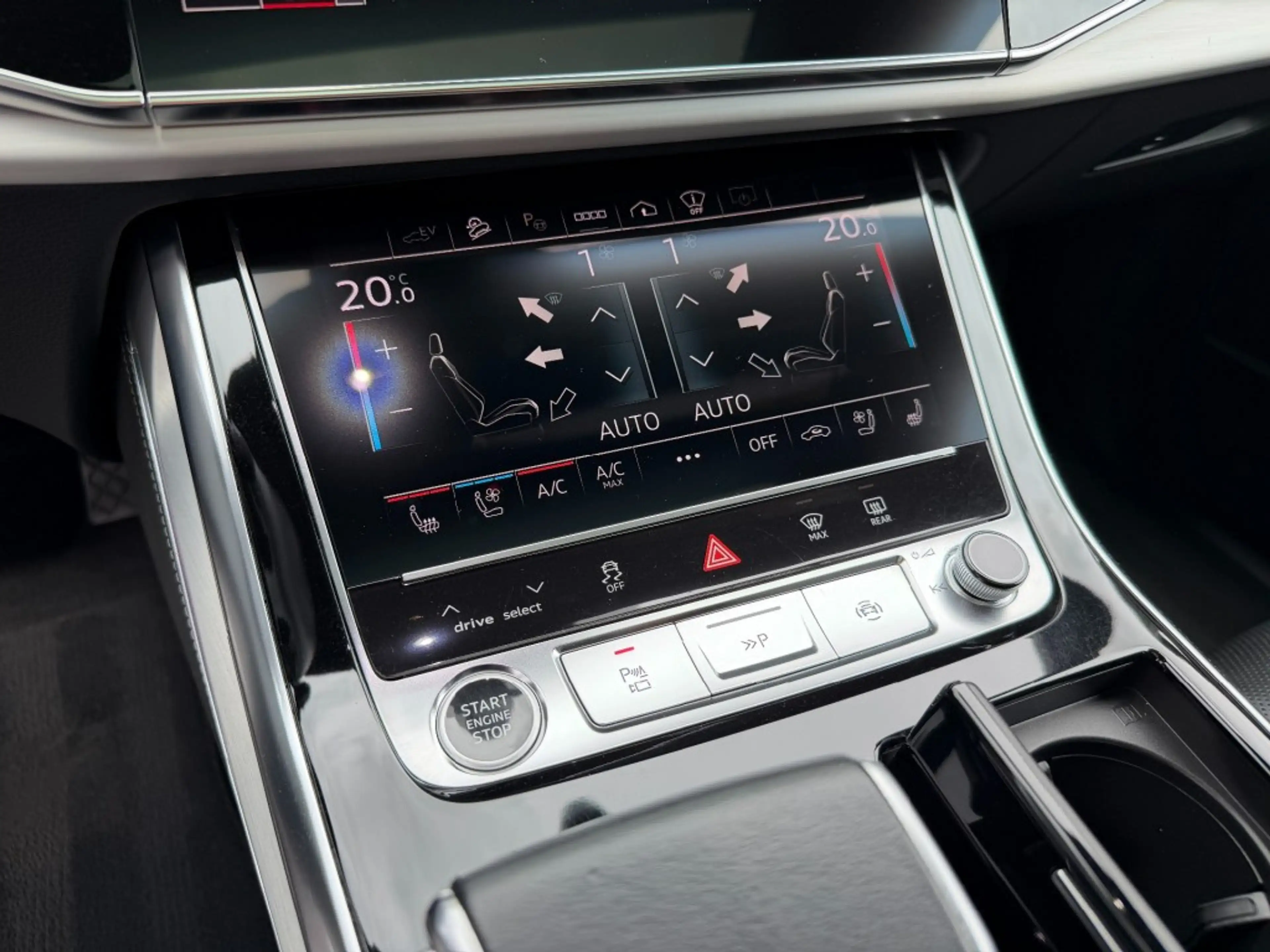 Audi Q7 60 TFSI-E 492PK QUATTRO COMPETITION S LINE PANO 36 — photo 17