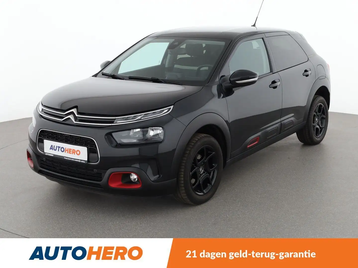 Citroen C4 Cactus 1.2 e-THP Shine Zwart - 1