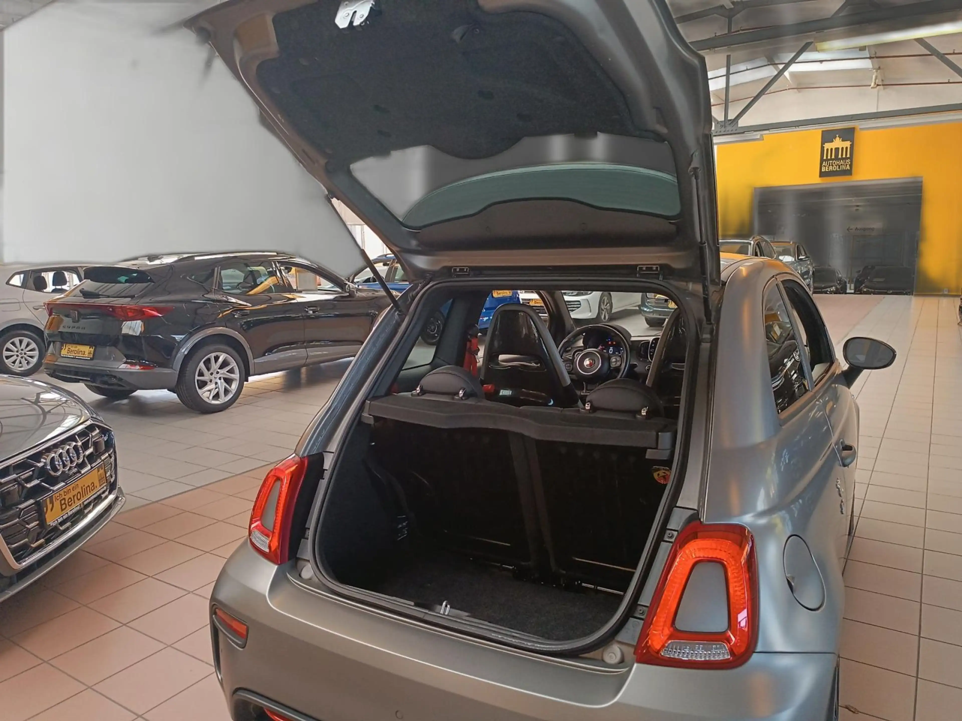 Abarth 500 1.4 T-Jet 16V 595 Competizione *NAV*PDC* — photo 13