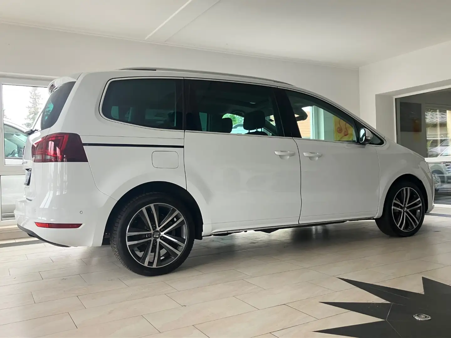 SEAT Alhambra 2.0 TSI Style DSG ele.Türen Standhzg. Weiß - 2