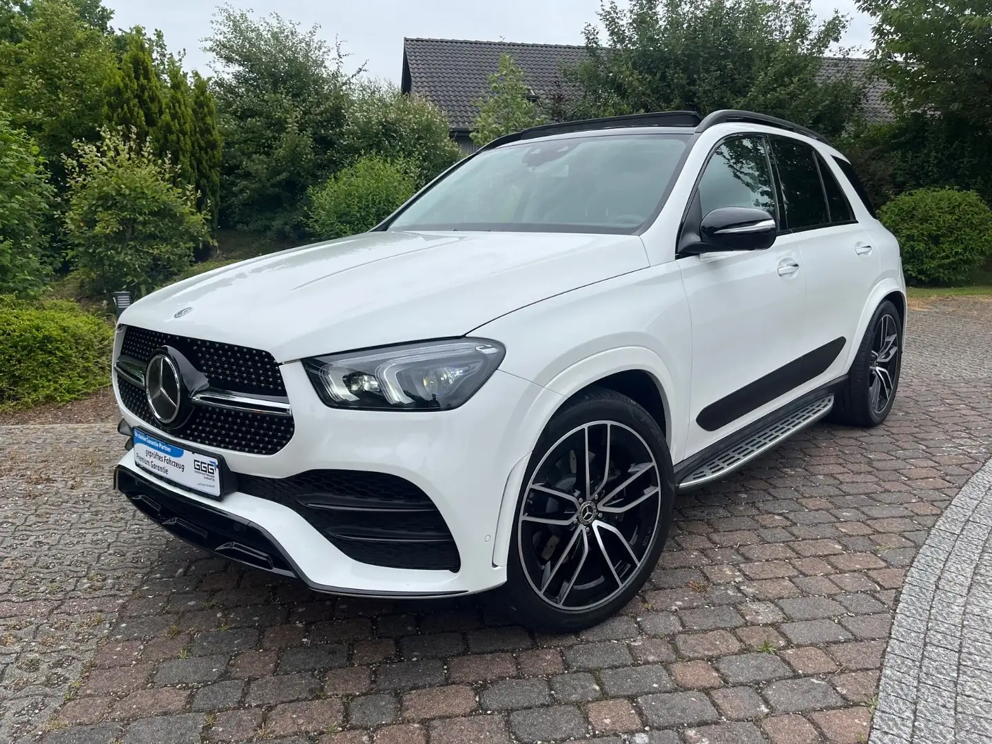 Mercedes-Benz GLE 350 d 4Matic AMG-Line 7-Sitze High-End Fond Blanc - 1
