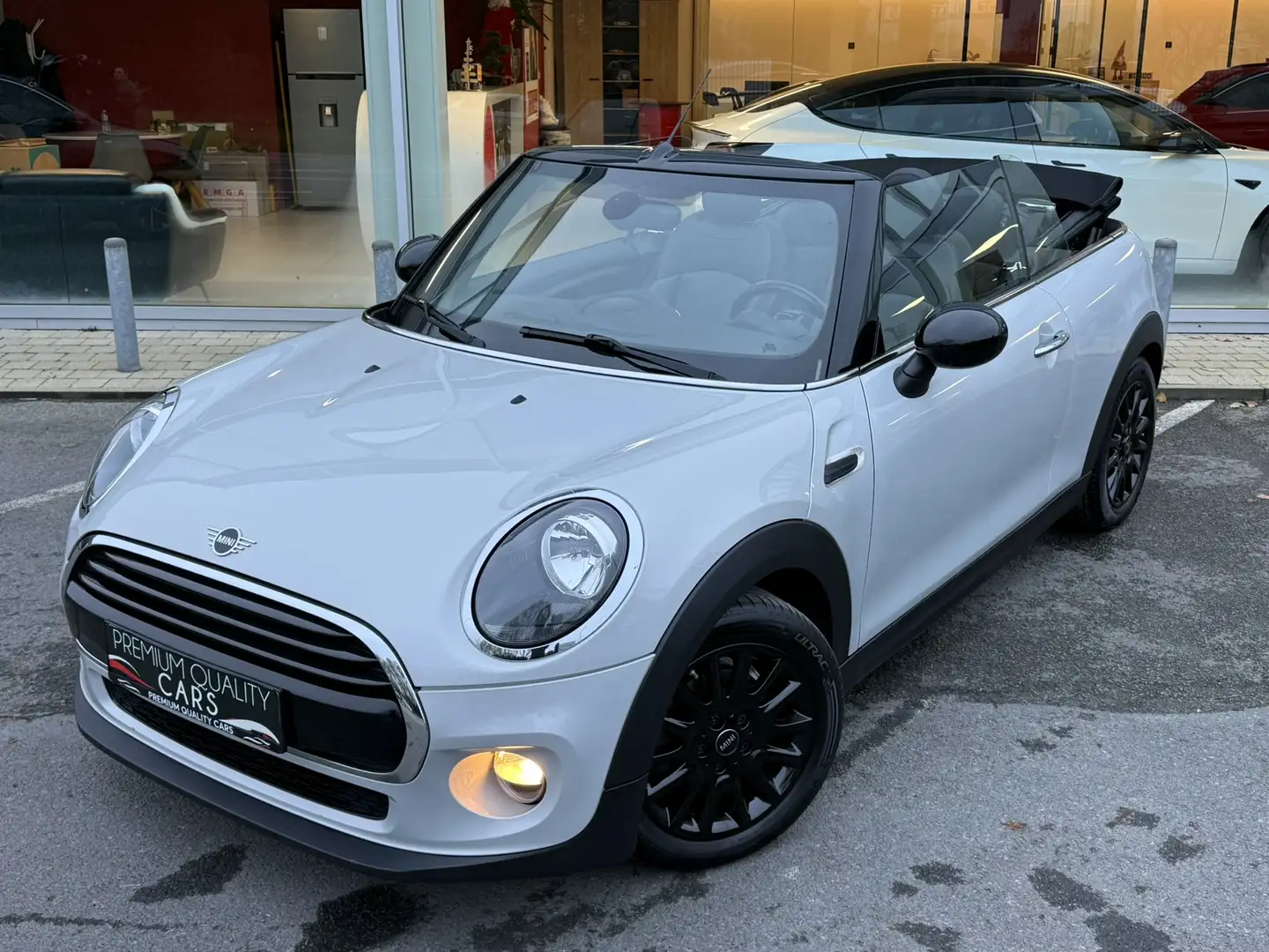 MINI Cooper D Cabrio SFEERVERLICHTING /CAMERA / ZETELVERWARMING/ Weiß - 2