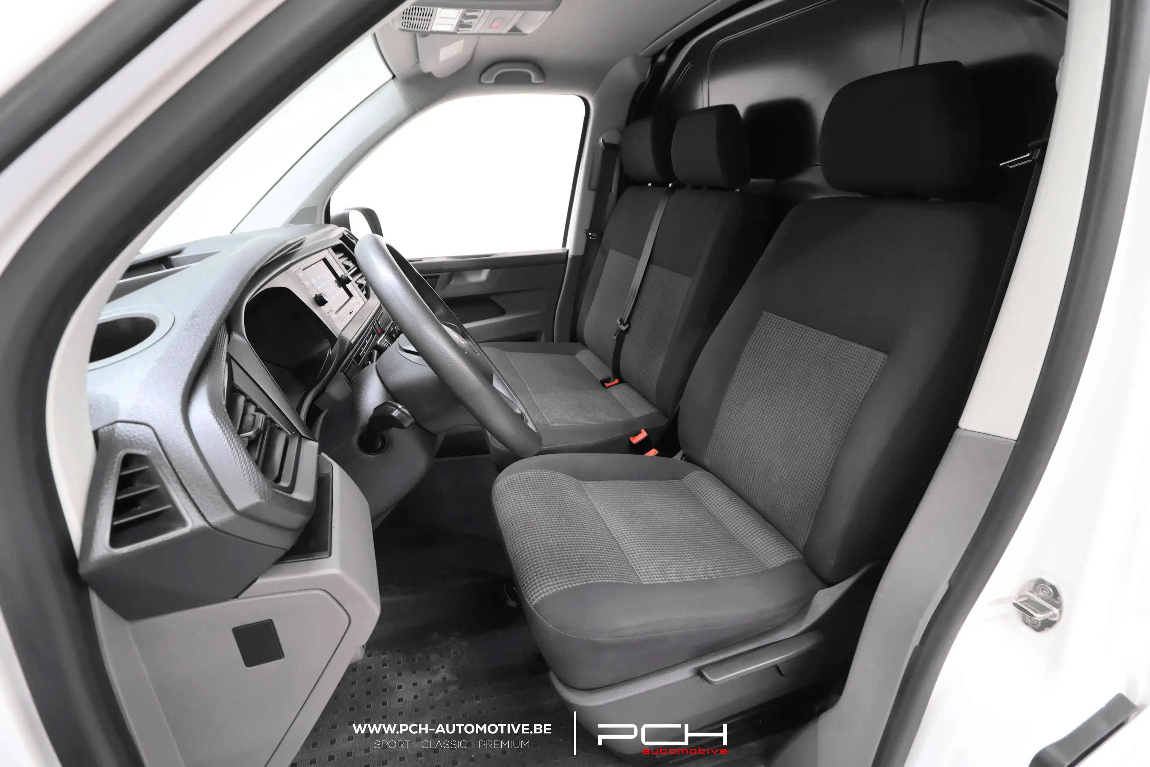 Volkswagen Transporter T6.1 2.0 TDi 110cv CLIM / GPS Via APPLE CARPLAY / ANDROID / VAT — photo 11