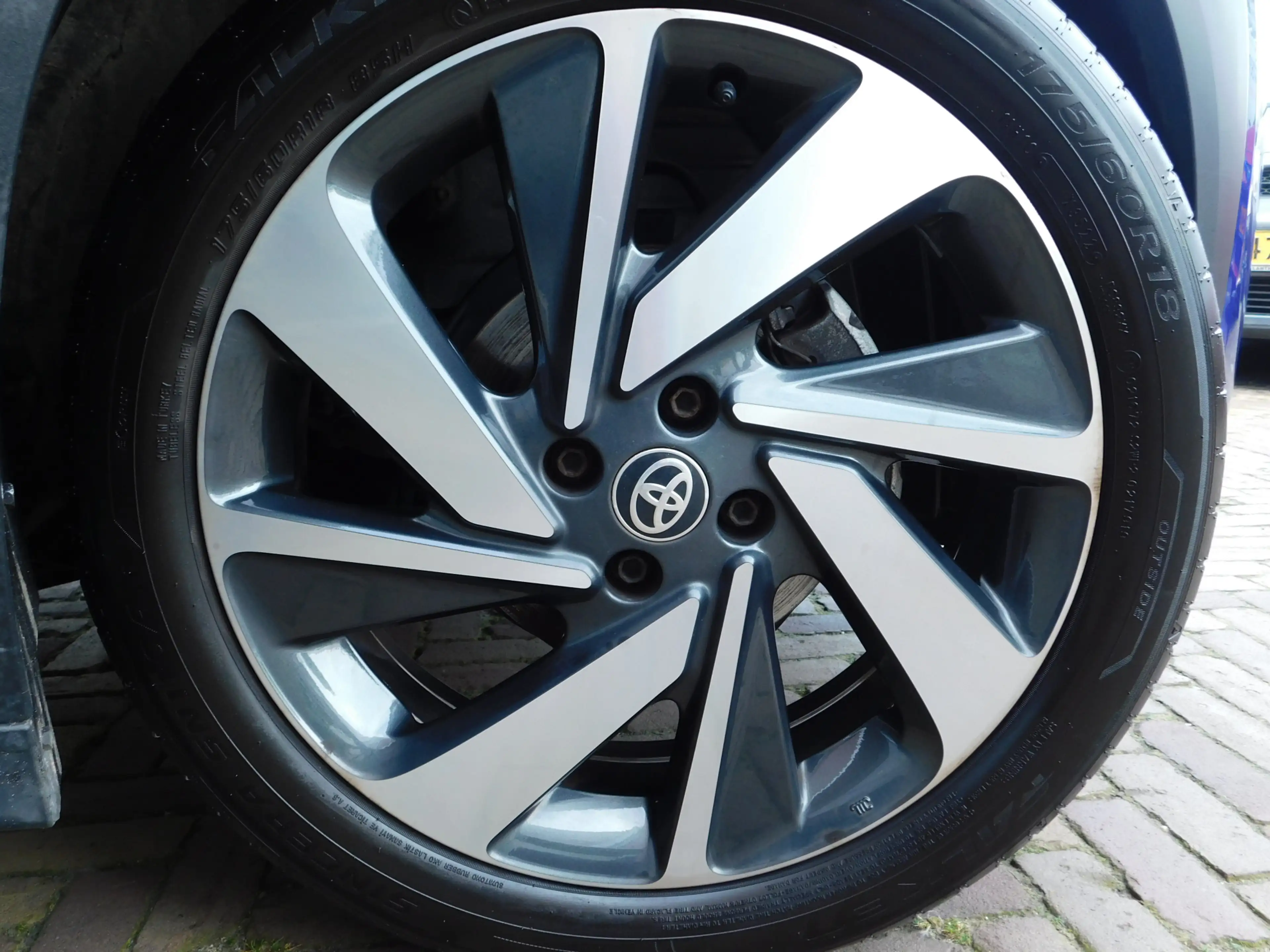 Toyota Aygo X 1.0 VVT-i MT Envy | JBL | PDC — photo 10