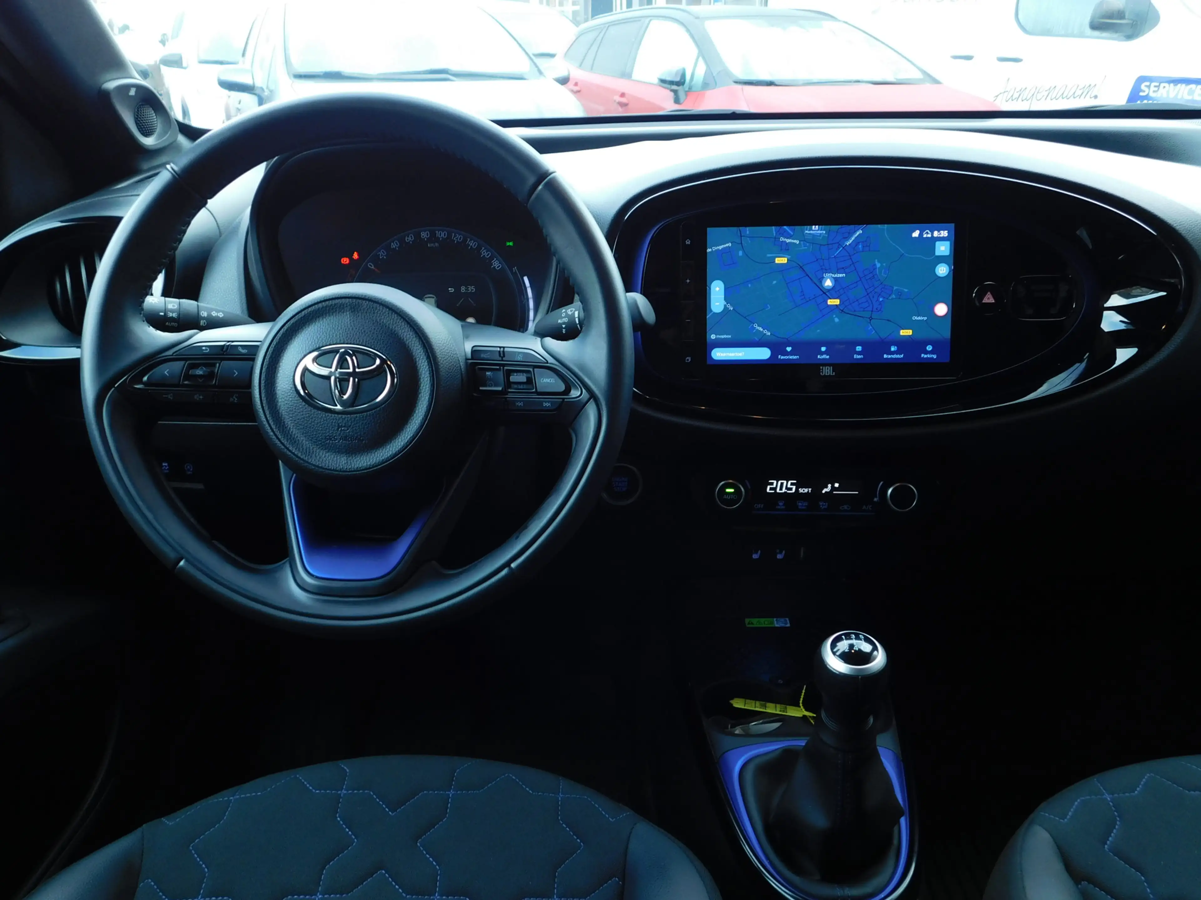Toyota Aygo X 1.0 VVT-i MT Envy | JBL | PDC — photo 13