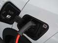Peugeot e-2008 EV 54 kWh 156pk GT First Edition | Navigatie | Alc Wit - thumbnail 12