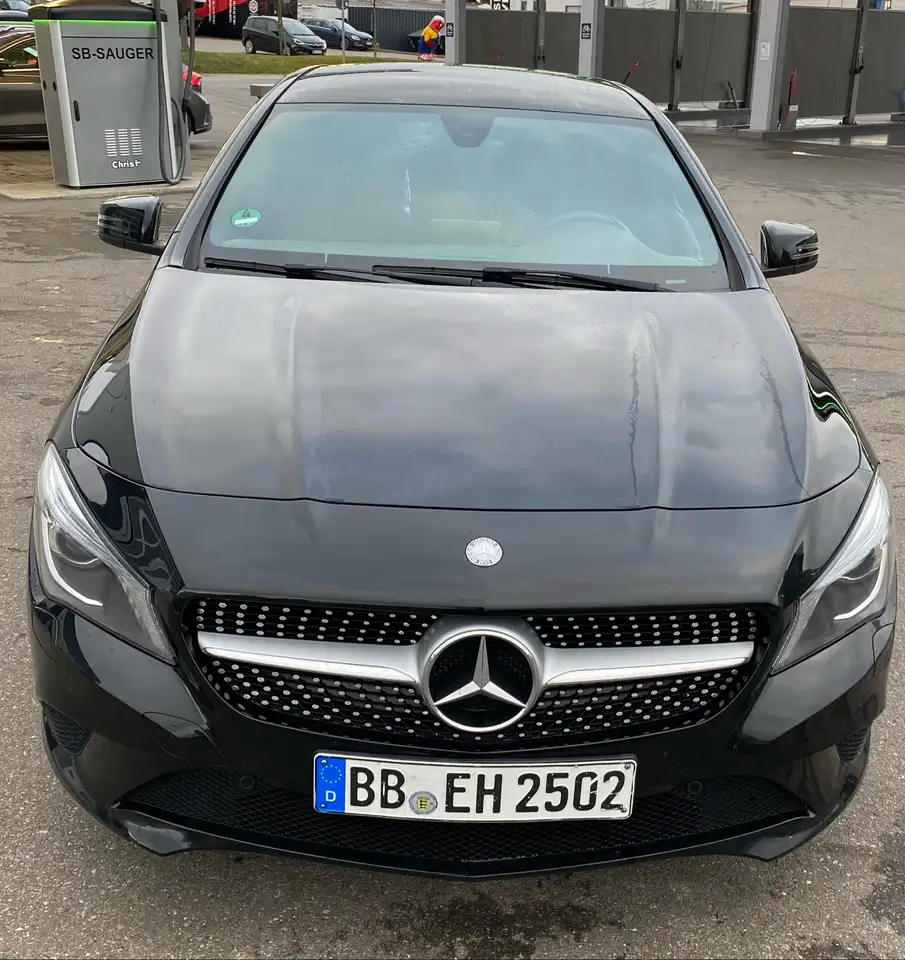 Mercedes-Benz CLA 200