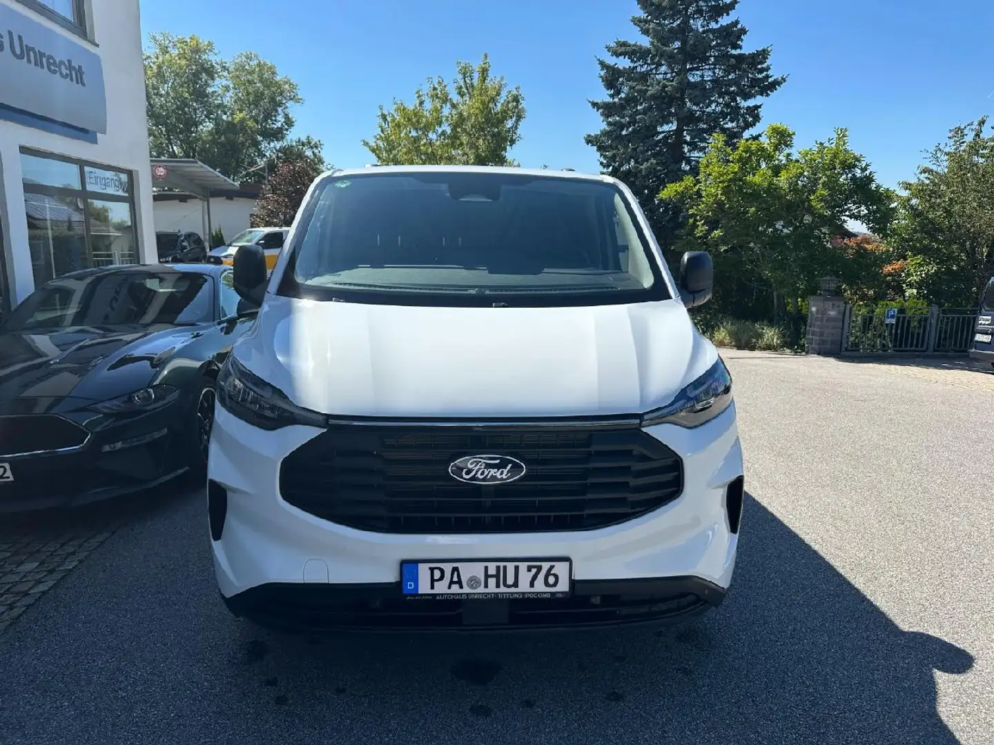Ford Transit Custom 300 L2 Trend FWD Weiß - 2