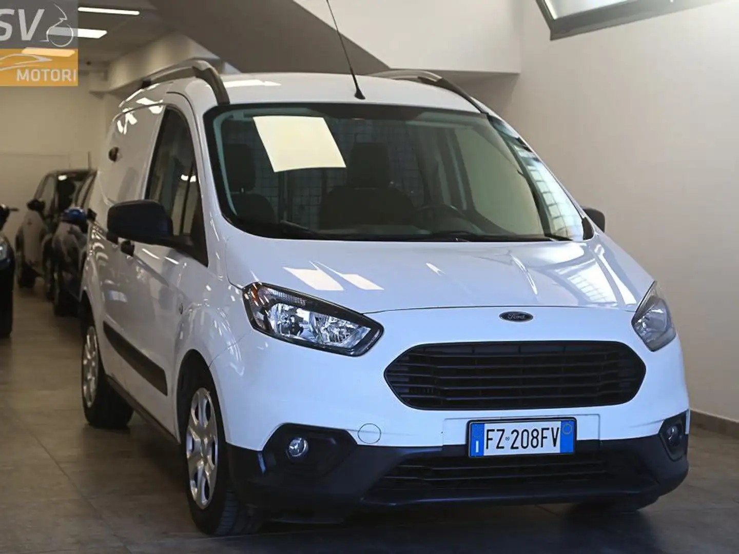 Ford Transit Courier 1.5 tdci 100CV Plus My 19 Bianco - 1