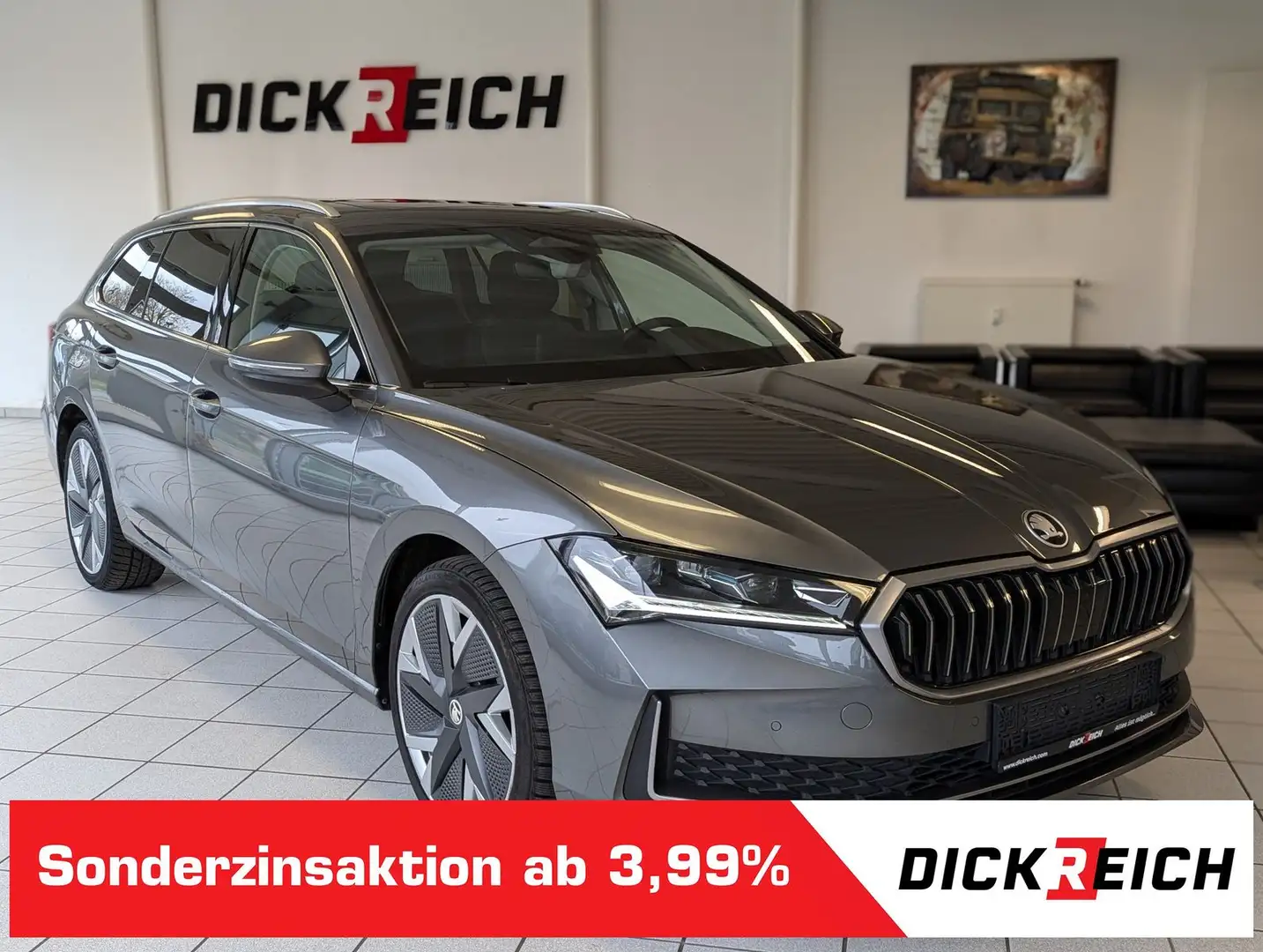 Skoda Superb 2.0TDI DSG 4x4 Pano Matrix ACC AHK 5J Gar Grau - 1