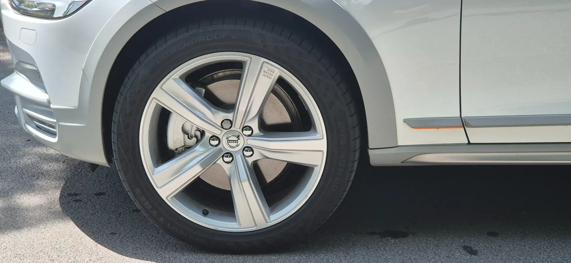 Volvo V90 Cross Country Ocean Race AWD Weiß - 2