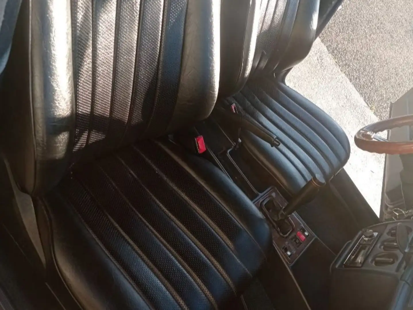 Mercedes-Benz 190 Berlina Manual de 5 Puertas Gris - 2