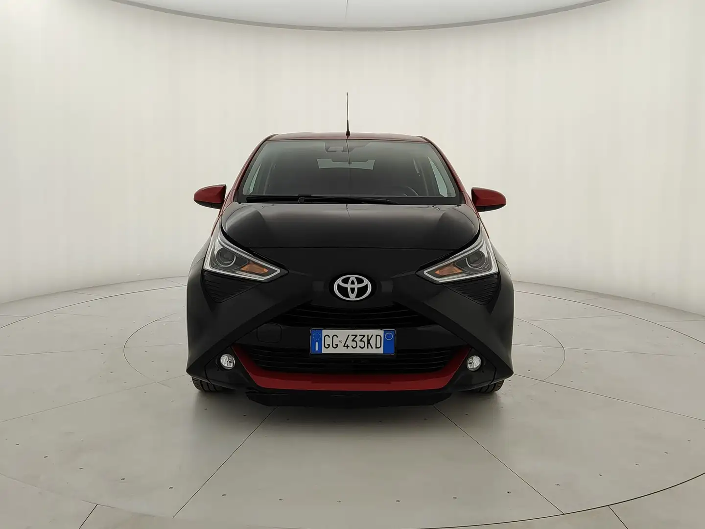 Toyota Aygo Aygo 5p 1.0 x-clusiv red pack 72cv Černá - 2