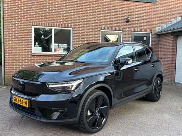Extended Range Ultra Black Ed. 82 kWh PANO, TREKH.
