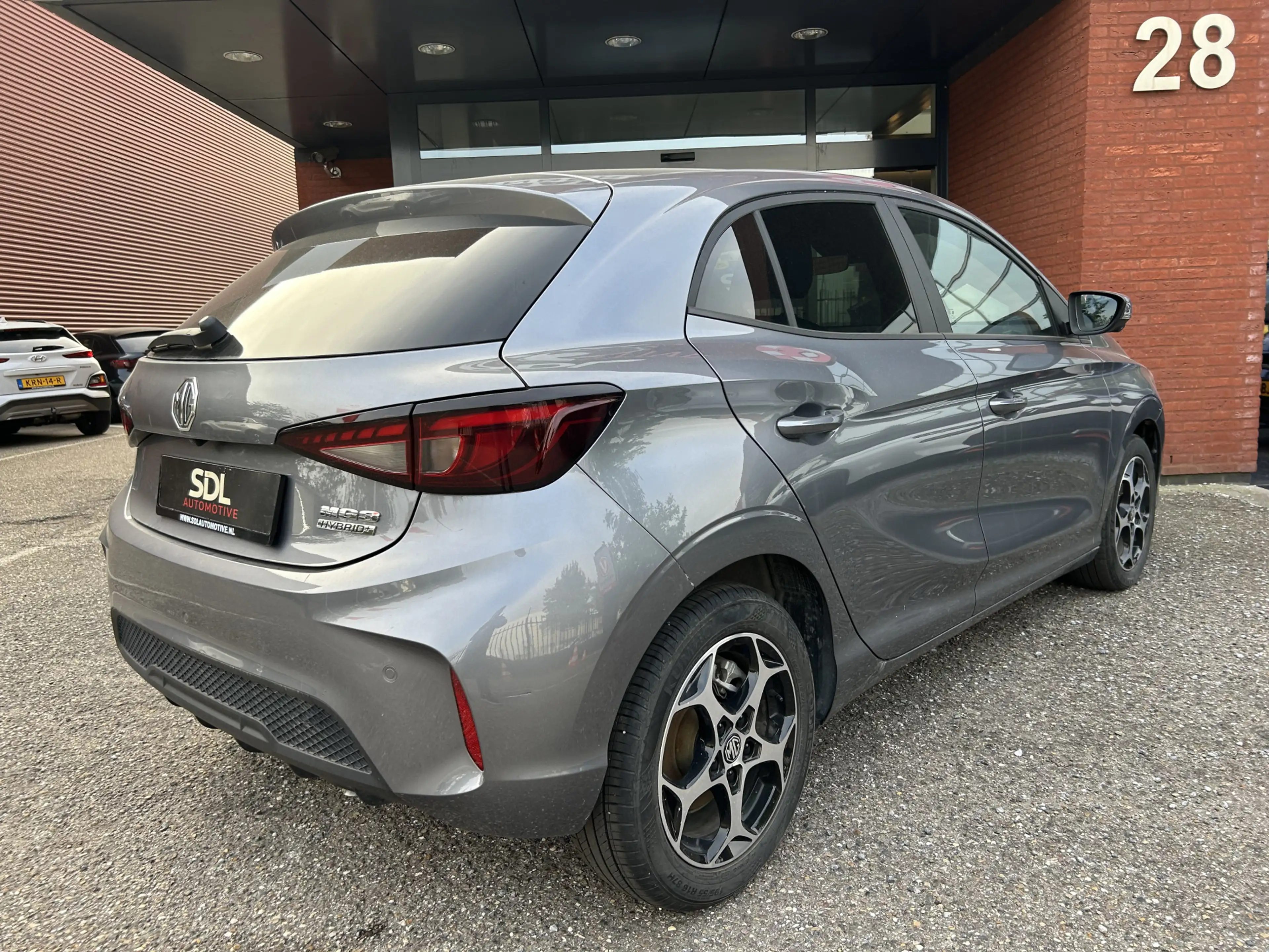 MG MG3 Hybrid+ 1.5 Hybrid+ Luxury // FULL LED // NAVI + C — photo 3