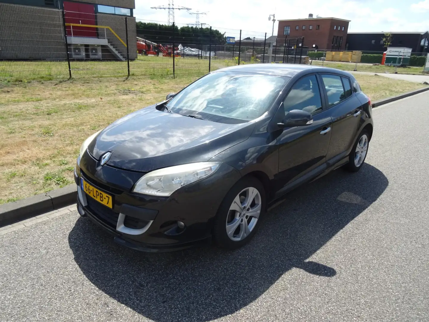Renault Megane 1.4 TCE Celsium Zwart - 1