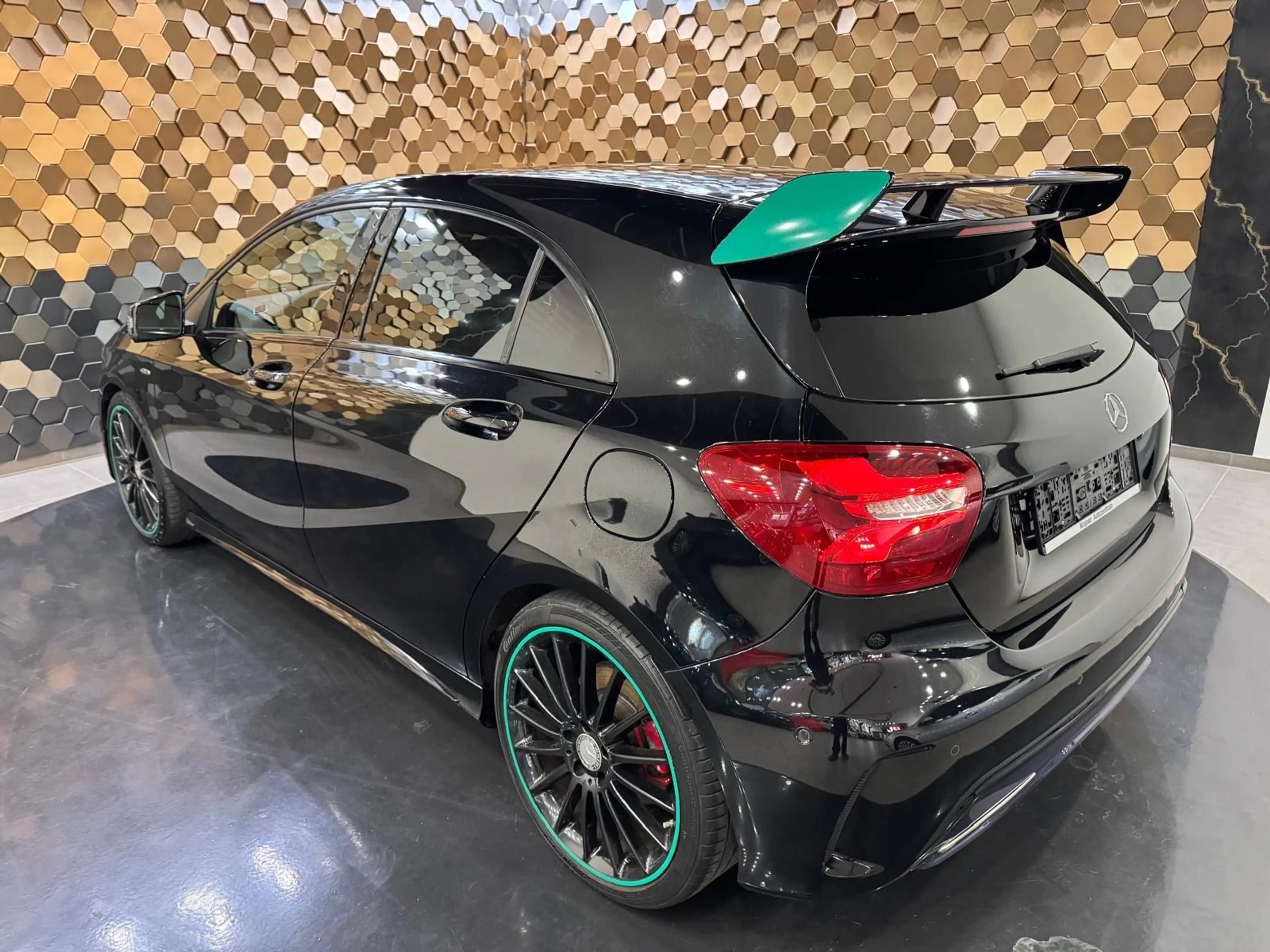 Mercedes-Benz A 250 /AMG-Paket/Motorsport Edition — photo 9