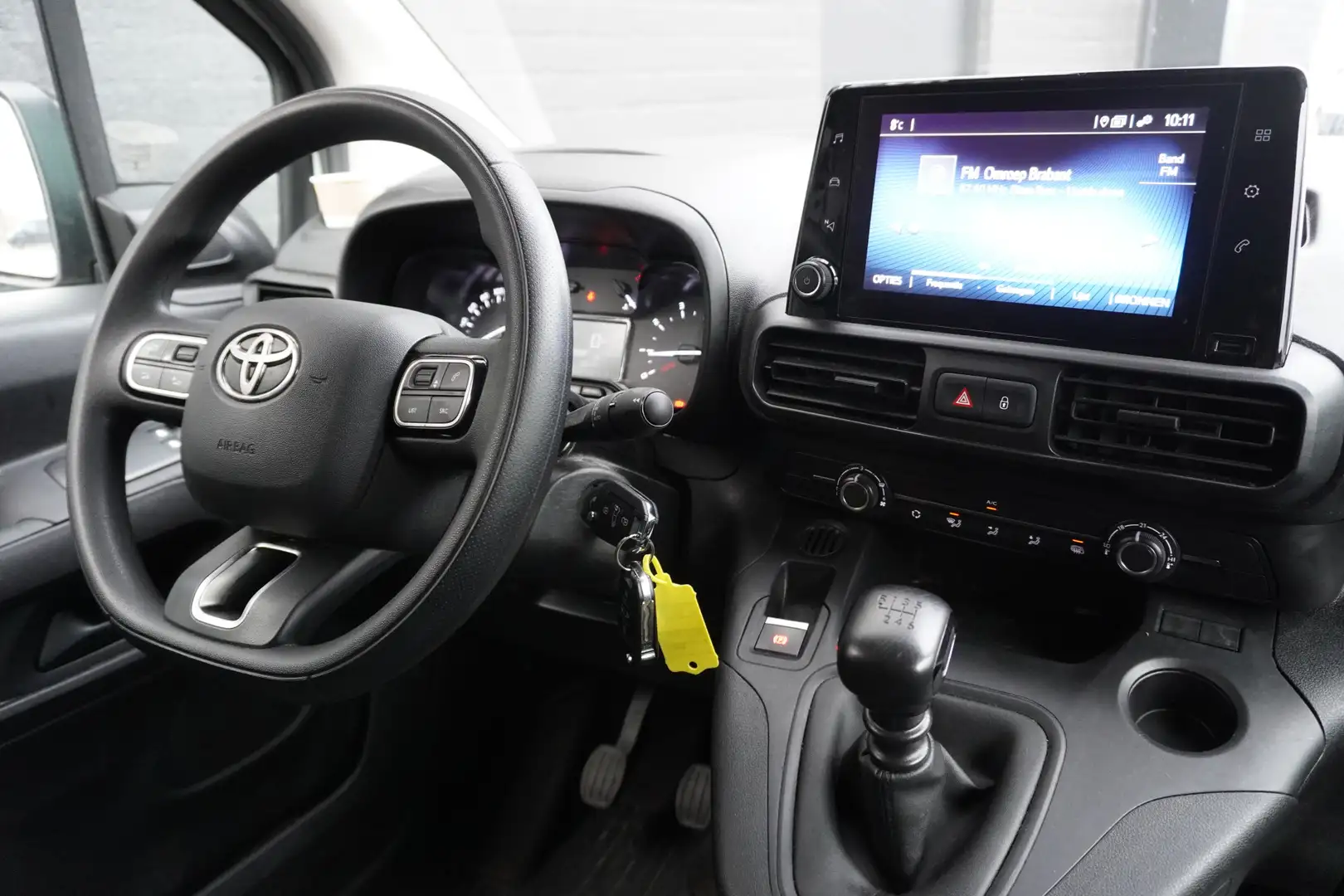 Toyota Proace City 1.5 D-4D 130PK L2 EURO 6 - Airco - Navi - Cruise - Argent - 2