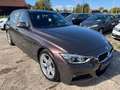 BMW 318 d M Sport*AUT*AHK*LED*NAVI* Rot - thumbnail 3